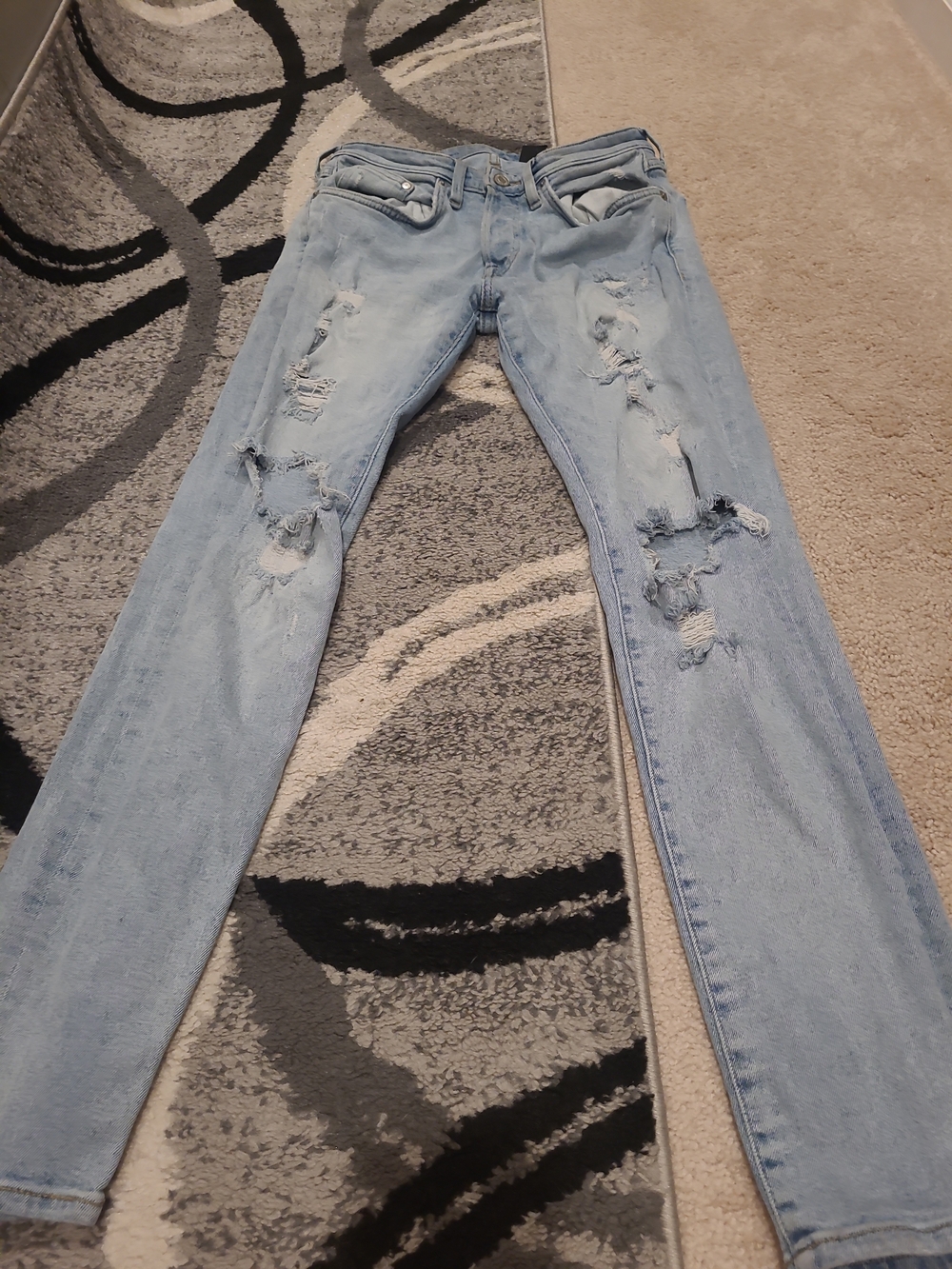 H&M Skinny Coupe Moulante &Denim Mens Jeans 30x30 Distressed Light Wash